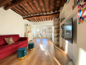 CASA ILARIA - Luminoso Appartamento con Vista nel Centro Storico Siena